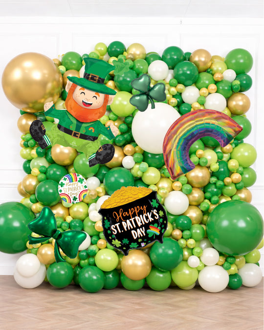 St. Patrick's Day - Balloon Wall
