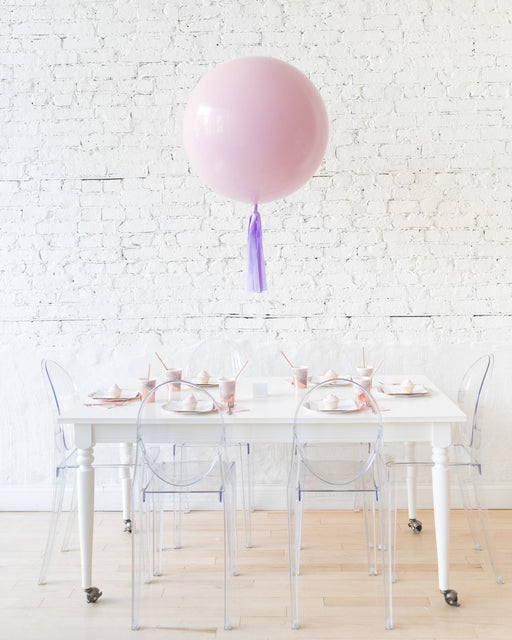 paris312-unicorn-theme-balloon-centerpiece-giant-skirt
