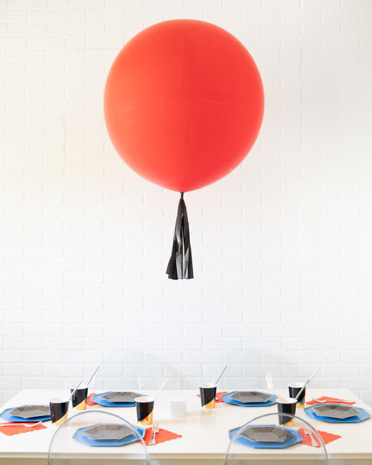 Web Slinger - Giant Balloon Centerpiece