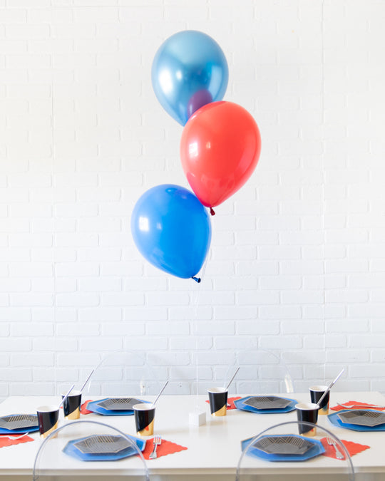 Web Slinger - 11in Balloon Bouquet Centerpiece