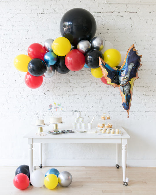 Superhero Theme - Floating Arch & Foil Balloon Set