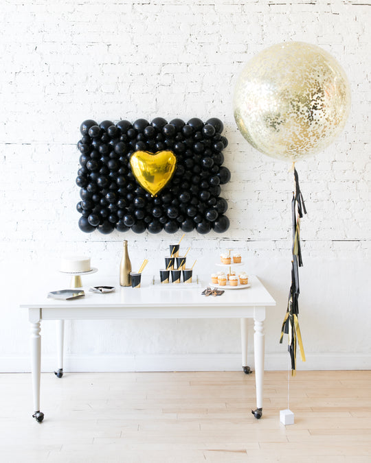 Couture - Backdrop & Confetti Giant Balloon Set