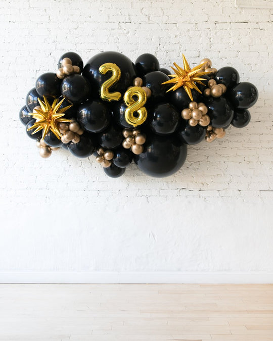 OUTDOOR-Couture - Number Backdrop Balloon Garland Install Piece