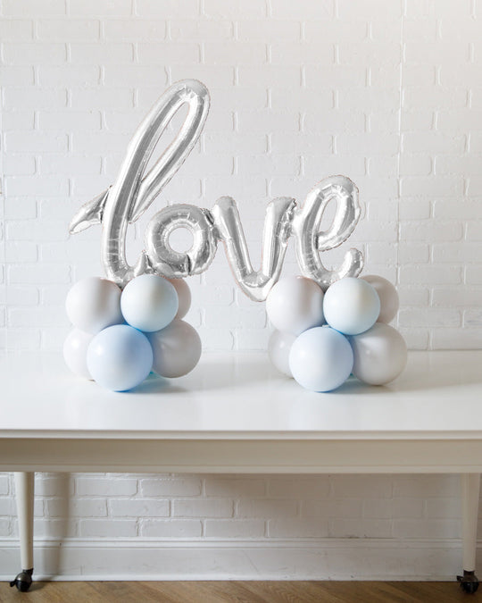Château - Tabletop Love Script on Balloon Base - 1.5ft