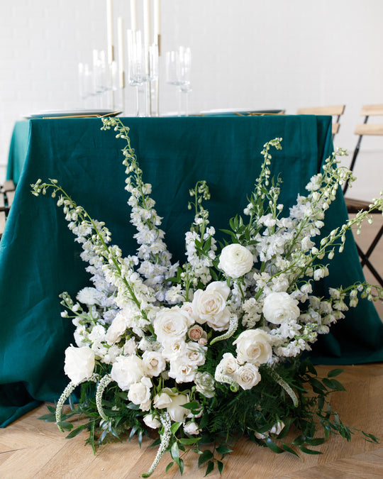 Château - Grande Jardinière Table Set