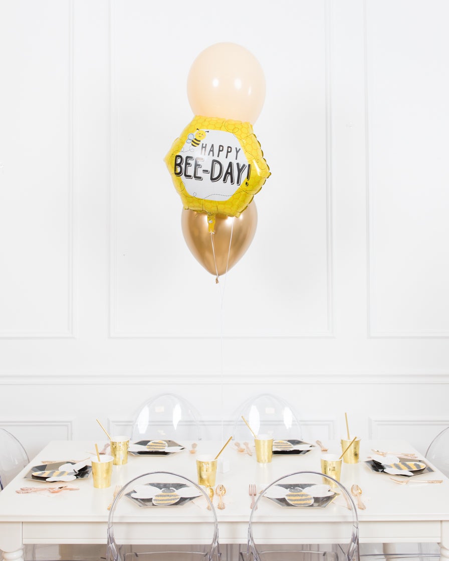 paris312-chicago-bee-theme-balloon-buttercup-yellow-gold-bouquet-birthday-centerpiece