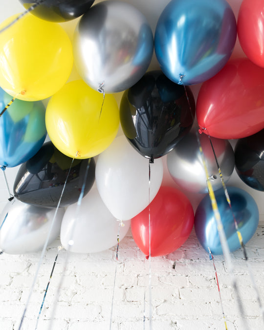 GIFT-Superhero Theme 11in Ceiling Balloons - set of 25