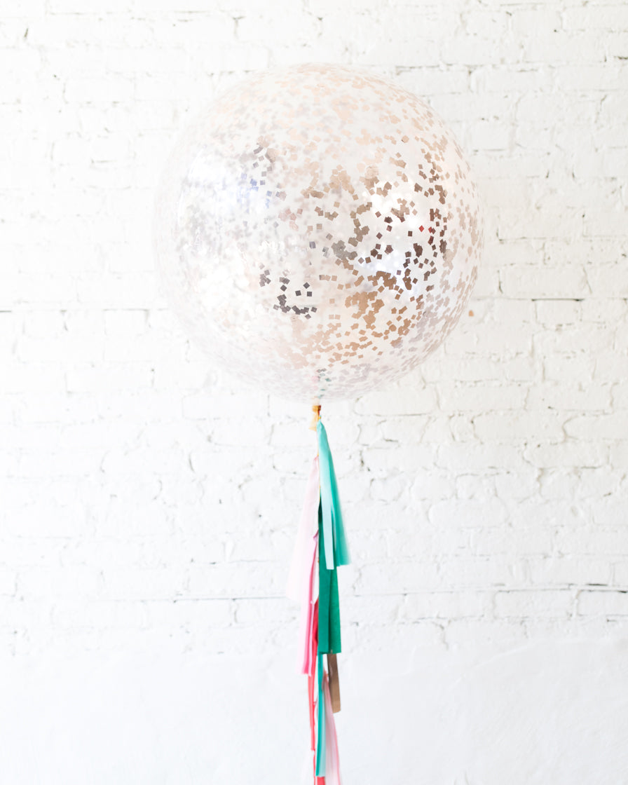 holiday-confetti-balloon