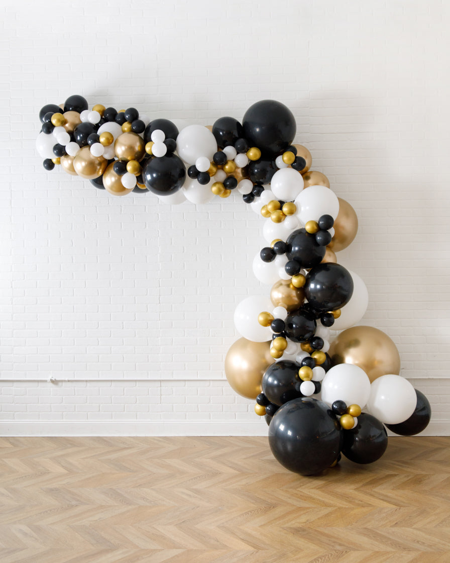 New Year's Eve - 2024 Balloon Backdrop Garland Install Piece with Foil —  Paris312