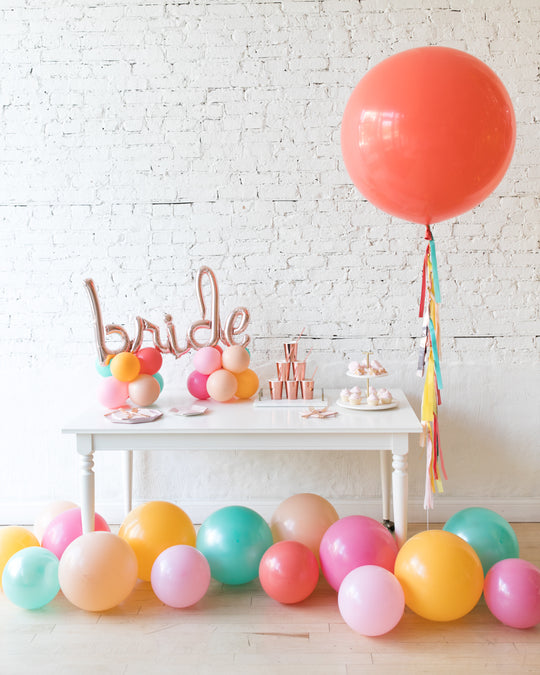Colorful Bloom - Giant, Tabletop & Floor Balloons Set