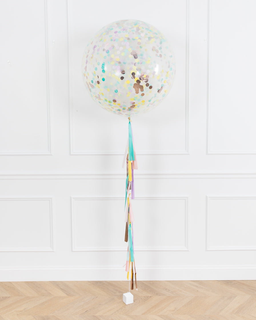 paris312-confetti-giant-balloon-tassel