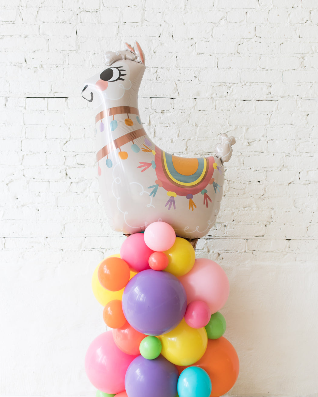 balloon-fiesta-theme-llama-column