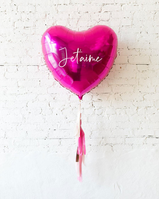 36in Je t'aime Magenta Heart Foil Balloon and Valentine's Day Half-Tassel