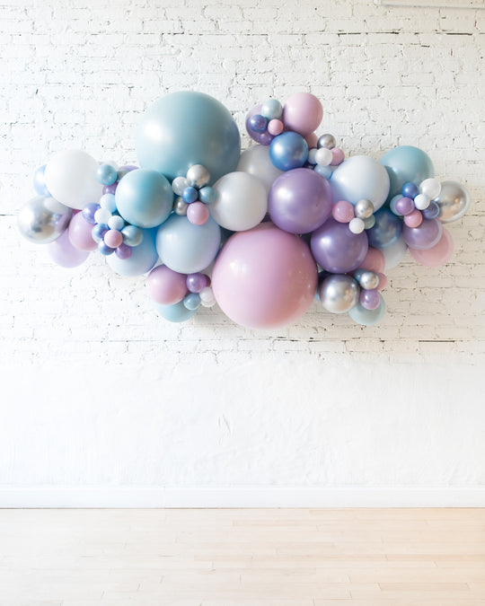 OUTDOOR - Frozen Theme - Backdrop Balloon Garland Install Piece