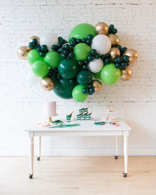 Jungle Theme - Backdrop Balloon Garland Install Piece