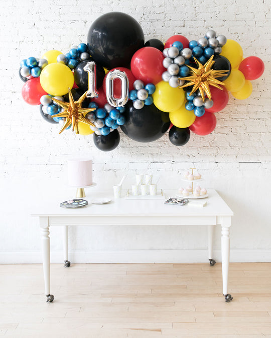 Superhero Theme - Number Backdrop Balloon Garland Install Piece