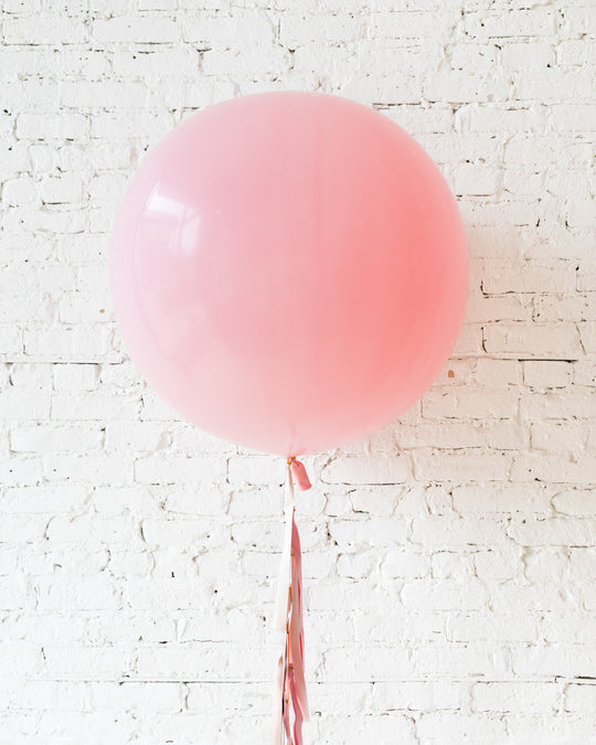 GIFT-Pink Giant Balloon and Shades of Light Pink Tassel