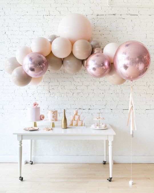 Glam Tan - Floating Arch & 21in Orb Balloon Set