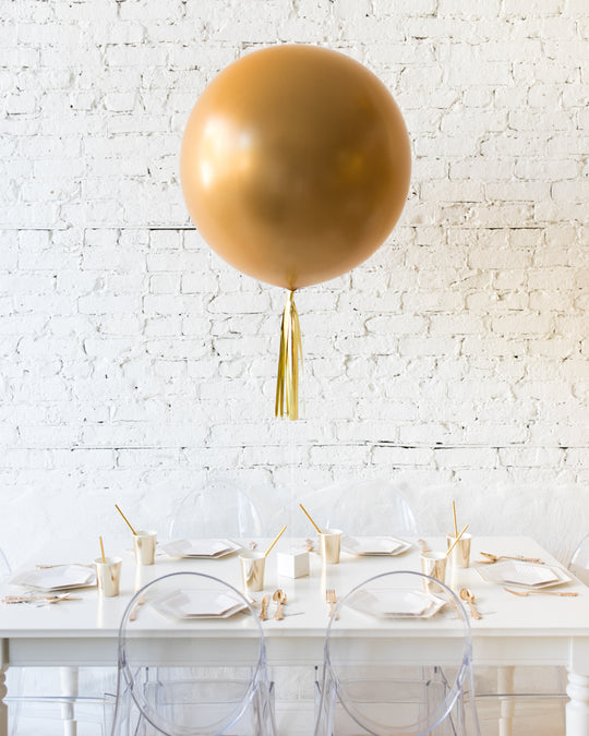 Golden Giant Balloon and Gold Skirt Centerpiece