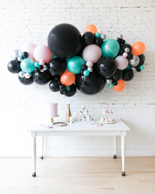 Halloween Theme - Balloon Garland Install Piece