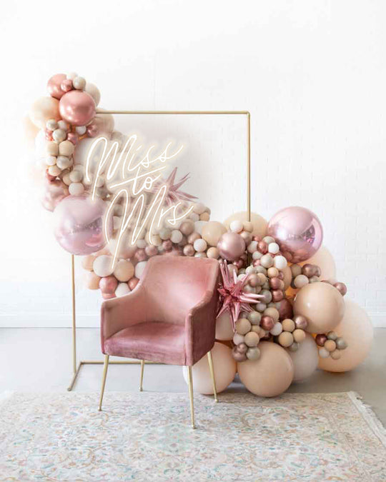 Citrus - 4x6 Frame Install Piece with Miss to Mrs Neon Sign