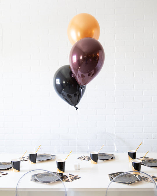 Wizard World - 11in Balloon Bouquet Centerpiece