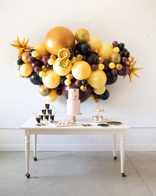 Wizard World - Number Balloon Backdrop Install Piece