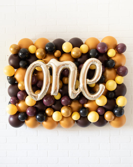 Wizard World - ONE Script Balloon Backdrop Board - 30inx40in