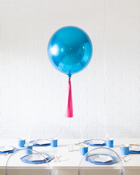Singing Shark - 16in Blue Foil Balloon Centerpiece