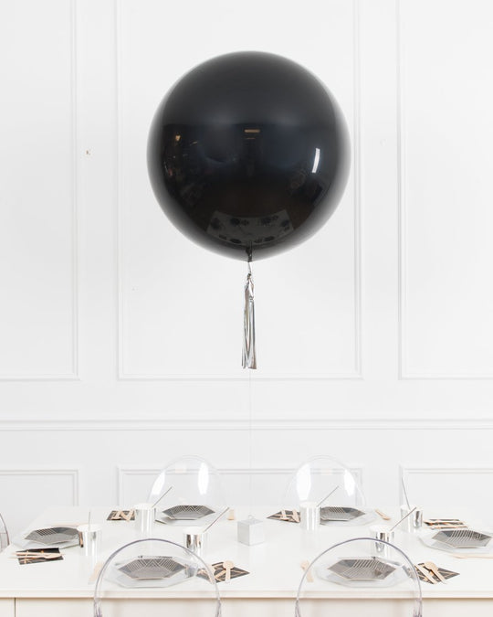 Mandalorian Theme - Giant Balloon Centerpiece