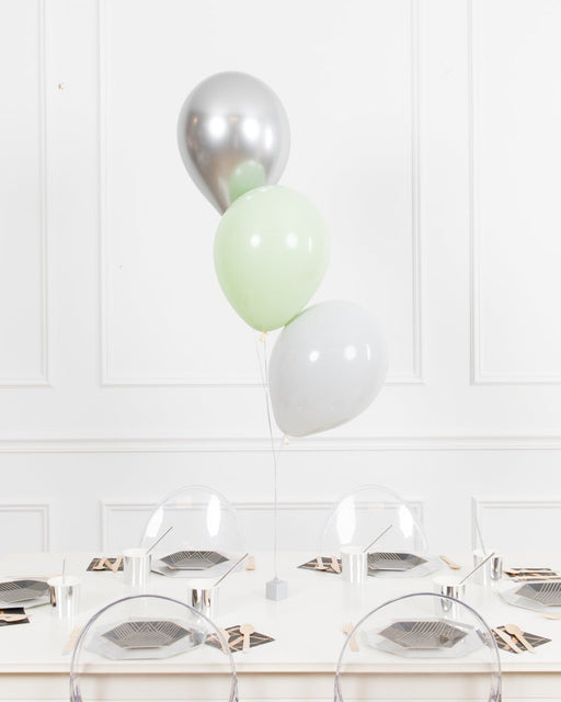 mandalorian-party-birthday-yoda-decorations-balloons-centerpiece-bouquet-chicago-paris312