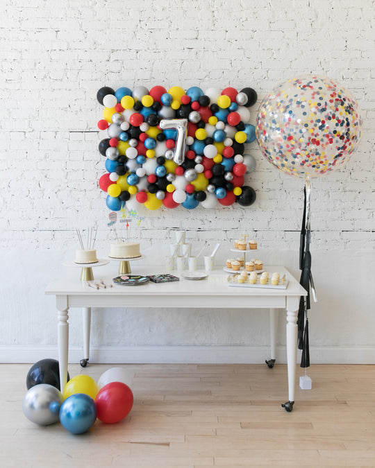 Superhero Theme - Balloon Board & Confetti Giant Set