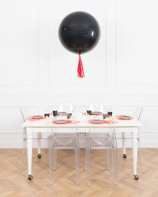 mickey-mouse-balloon-party-paris312-yellow-black-white-red-gold-giant-centerpiece