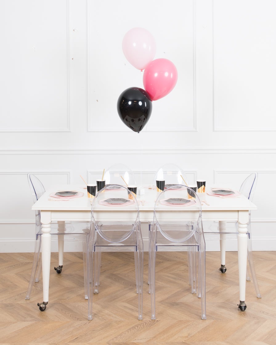 minnie-mouse-disney-party-decor-pink-black-balloon-magical-giant-centerpiece