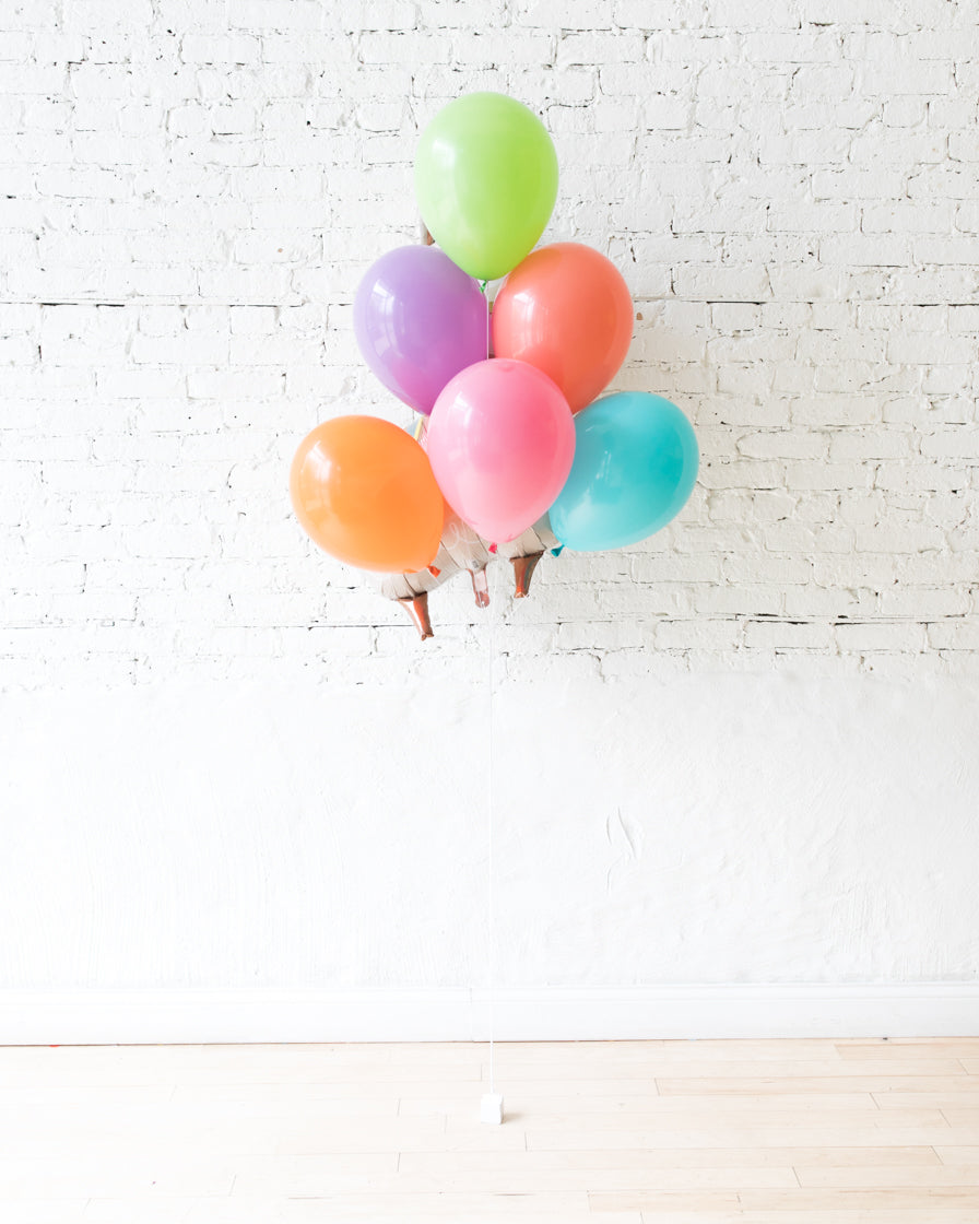 balloon-fiesta-theme-llama-foil-bouquet