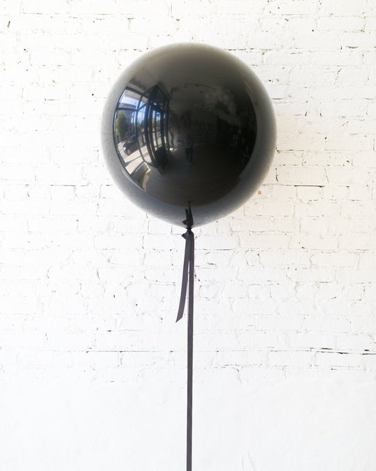 New Year's Eve - Black Personalizable Giant Balloon with Ribbon - Set of 2