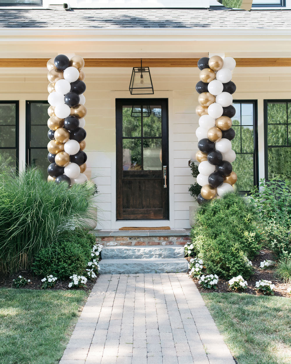 Outdoor Graduation - Customizable Classic Columns - 7ft — Paris312