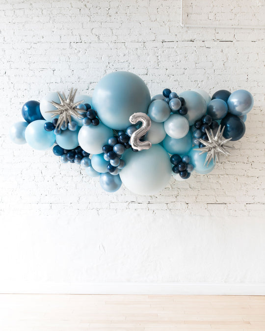OUTDOOR-Customizable Numbers and Soft Blue Palette Balloon Garland