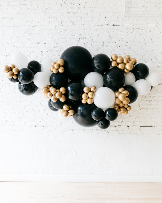 OUTDOOR-Black, White & Gold Palette Balloon Garland