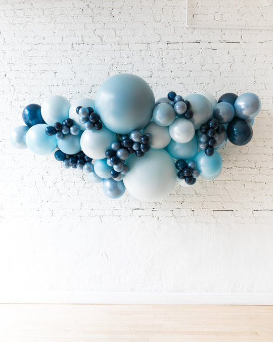 OUTDOOR-Soft Blue Palette Balloon Garland
