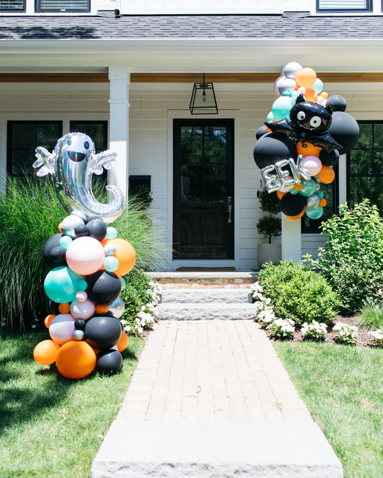 OUTDOOR - Halloween - The Picturesque Porch