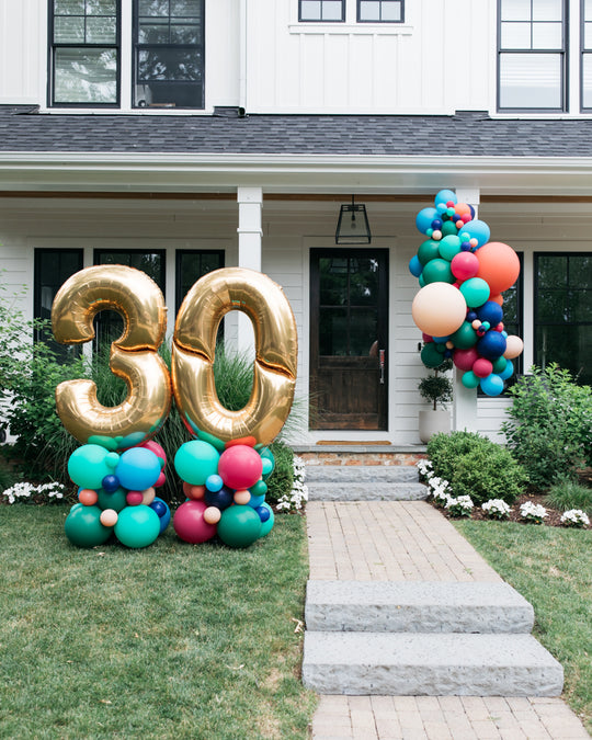 OUTDOOR - Birthday - The Essential Lawn Decor