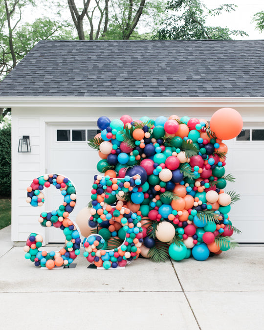 OUTDOOR - Birthday - The Instant Showstopper