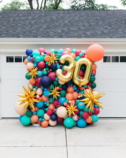 OUTDOOR - Birthday - Balloon Wall with Number and Foils
