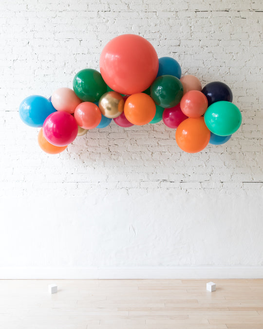 Party Animal Theme - Floating Arch - 5FT