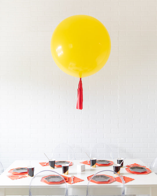 Catch Em All Theme - Giant Balloon Centerpiece