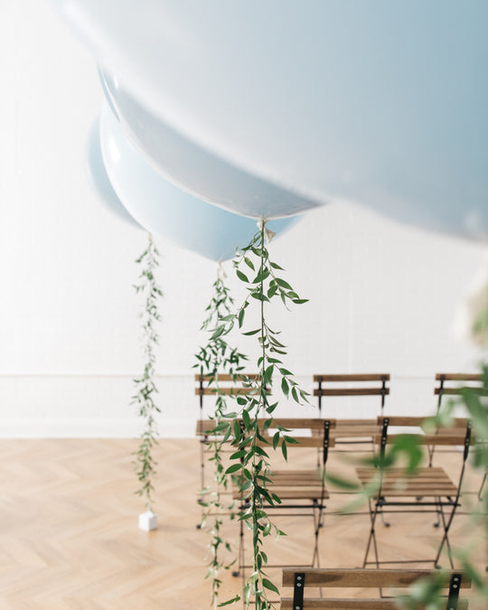 Provence - Set of Giant Balloons with Greenery Tassel