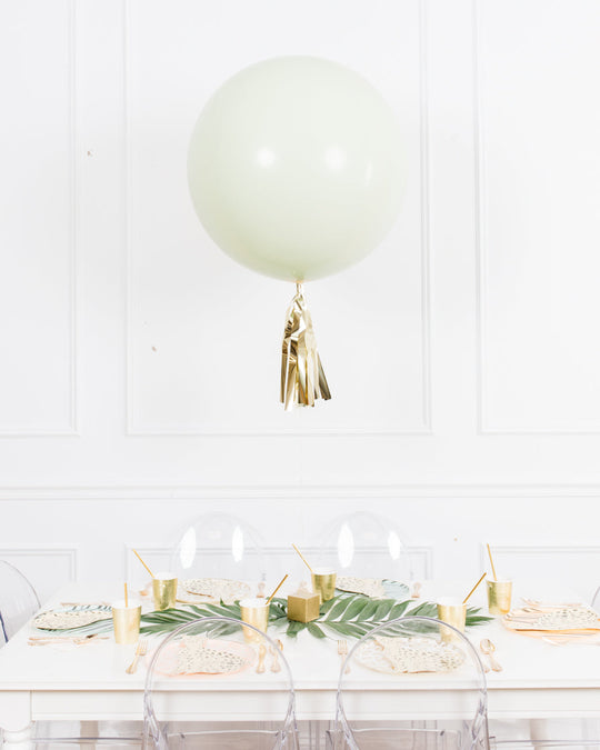 Serengeti - Giant Balloon Centerpiece with Skirt