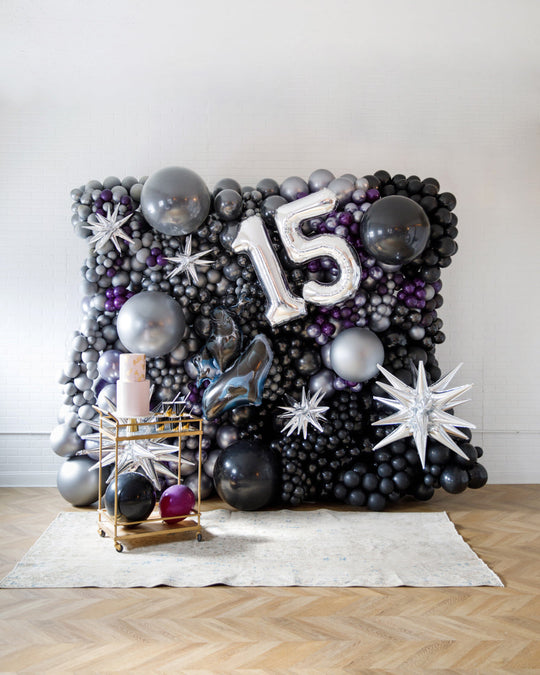 Panther King - Balloon Wall with Numbers and Foil