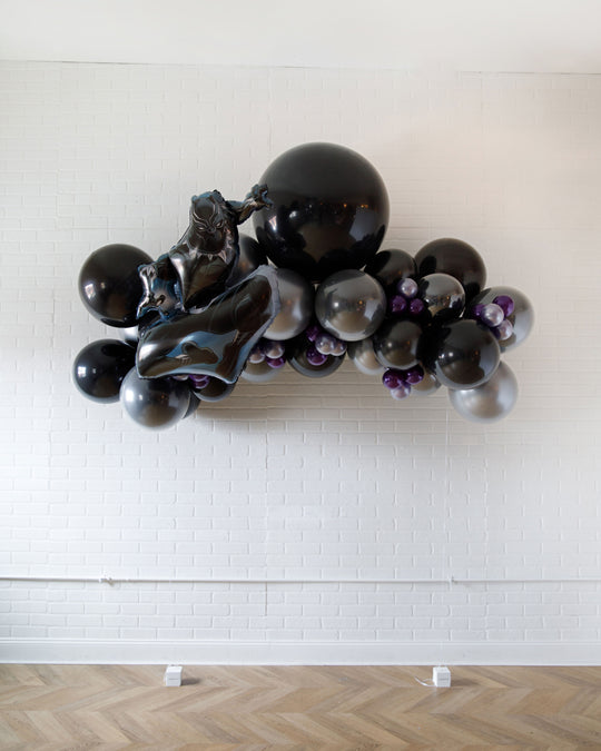 Panther King  - Floating Balloon Arch with Foils - 5ft